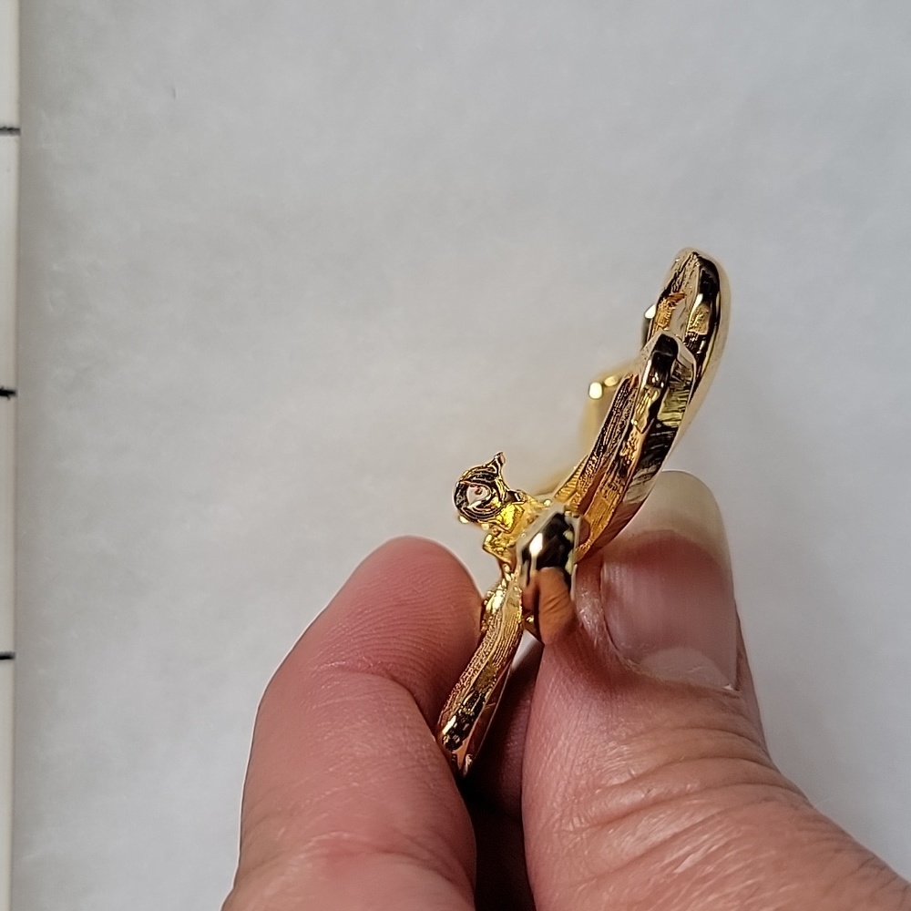 2/$8 Vintage Corn Flower Swirl Ribbon Textured Gold Tone Brooch Pin - Picture 3 of 4